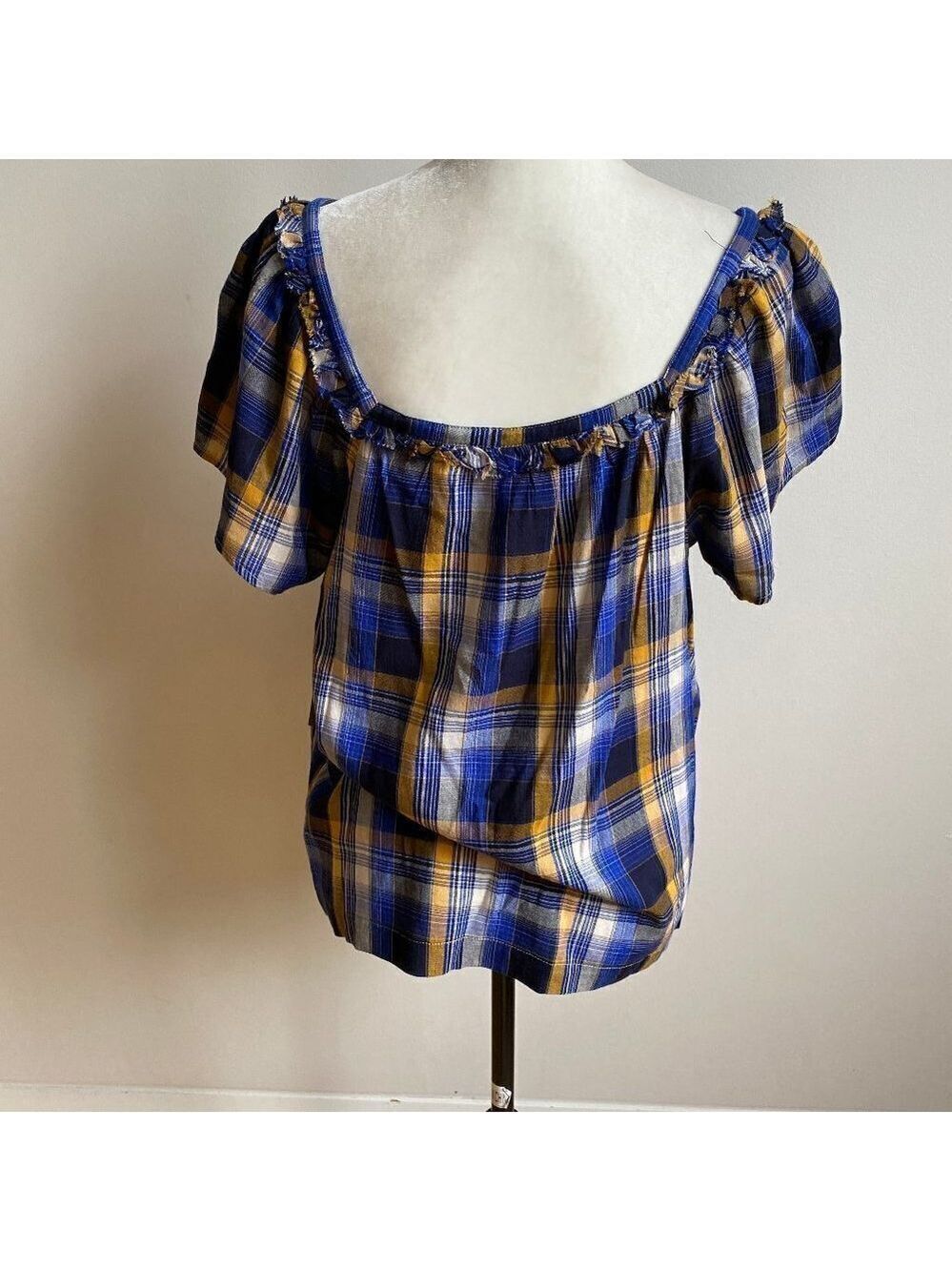 VINCE Camuto New Blue Plaid Top BNWT Short Sleeve - Picture 5 of 8